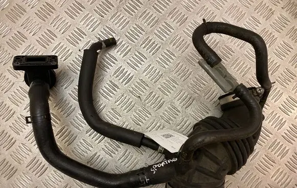 KIA Sportage Air intake duct part 28130D3500