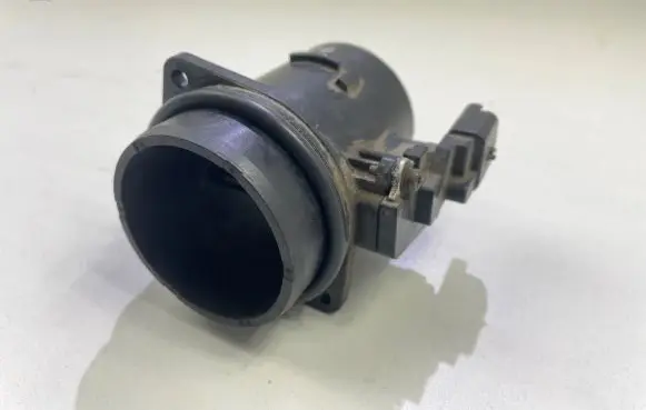 Peugeot 3008 I Mass air flow meter 9683282980