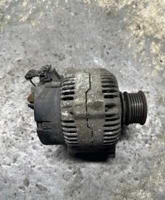 Audi A3 S3 8L Generator/alternator 037903025B 0123310037