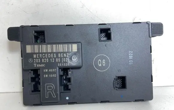 Mercedes-Benz C W203 Door control unit/module A2038201285
