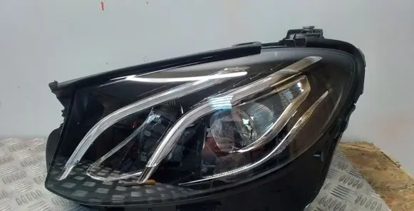Mercedes-Benz E W213 Headlight/headlamp A2139068903