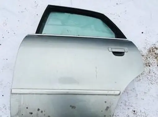 Audi A4 S4 B5 8D Rear door sidabrines