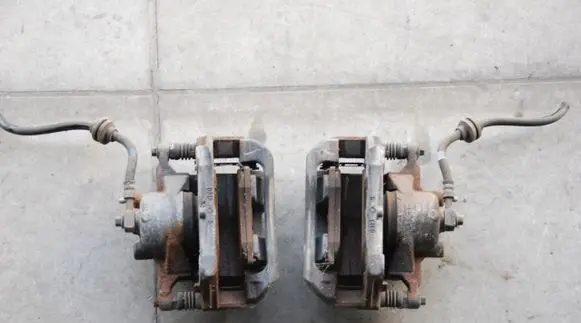 Opel Astra J Rear brake caliper