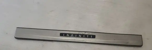 Infiniti QX50 (J50) Front sill trim cover