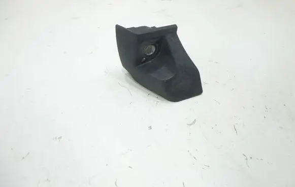 Audi A4 S4 B9 Fender mounting bracket 8W0821232A