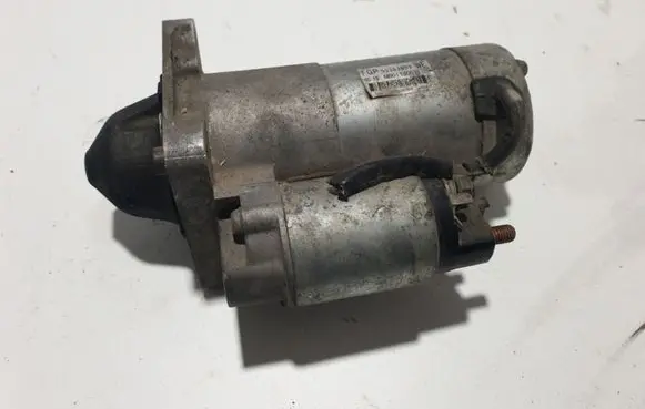 Opel Zafira B Starter motor 55353857