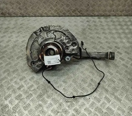 Mercedes-Benz GLC X253 C253 Front wheel hub A2533320101
