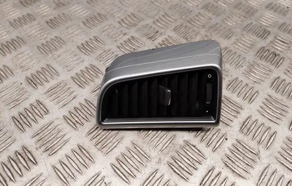 Porsche Panamera (970) Rear air vent grill 97055535101