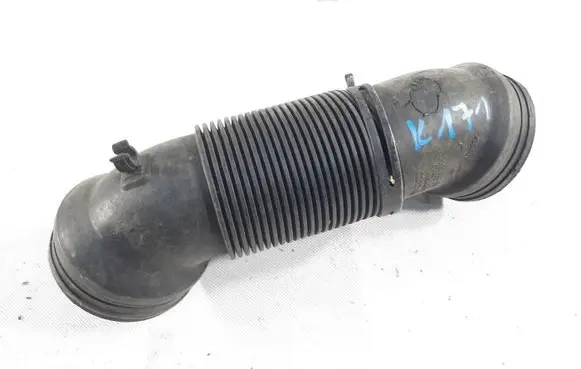 Volkswagen Crafter Air intake hose/pipe 1K0129684L