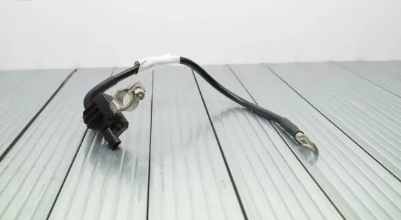 Volkswagen Jetta VI Negative earth cable (battery) 5C0915181B
