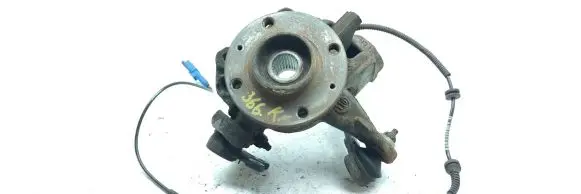 Peugeot 208 Front wheel hub