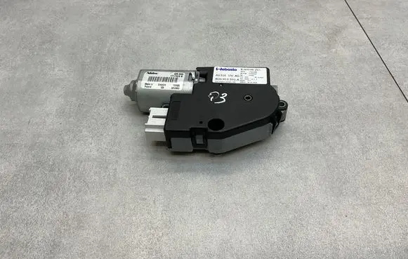 Audi Q3 8U Sunroof motor/actuator 8U0959591A