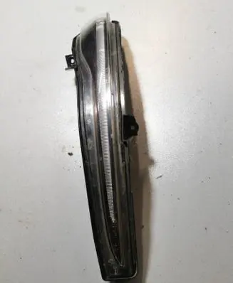 Mercedes-Benz C W205 Mirror indicator light A3170639 13V27W