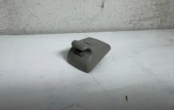 Ford Kuga I Sun visor clip/hook/bracket 