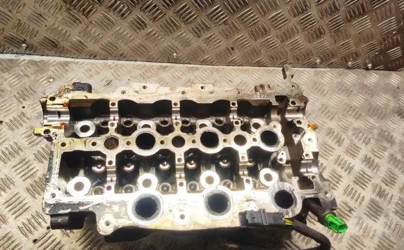 Jaguar XF X250 Engine head pm9x206c064ca