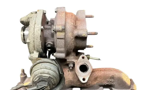 Audi A5 8T 8F Turbo 03L145721B 8170471 8069310001