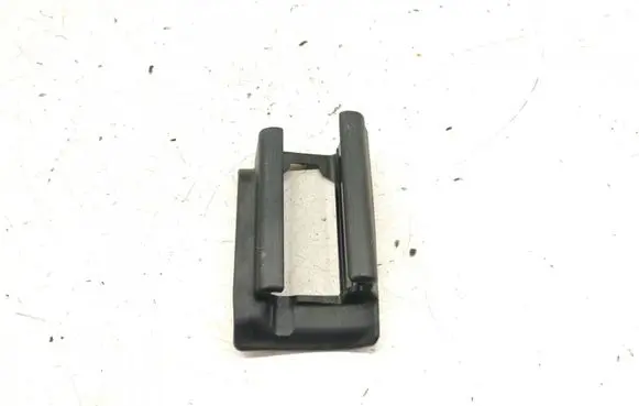 Mercedes-Benz C W204 Front driver seat rail 2049190620 A2049190620