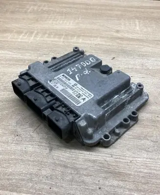 Peugeot 206 Engine control unit/module ECU 9661728580 0281012525