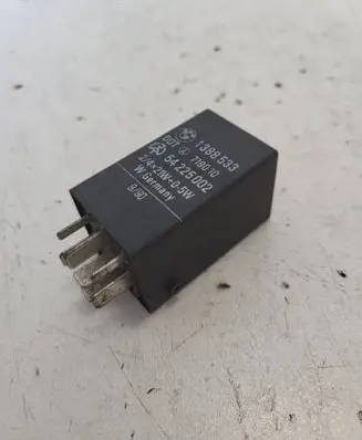 BMW 5 E39 Other relay 1388533