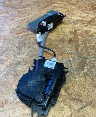 BMW X4 F26 Tailgate/trunk/boot lock/catch/latch 739763003