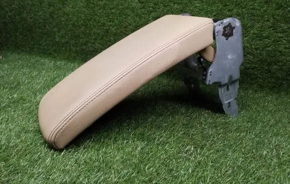 Volkswagen PASSAT B6 Armrest 3C0864207TSK
