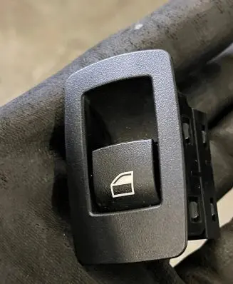 BMW 4 F36 Gran coupe Electric window control switch 9208106 L2B4840