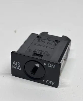 Volkswagen Golf V Passenger airbag on/off switch 1K0919237C
