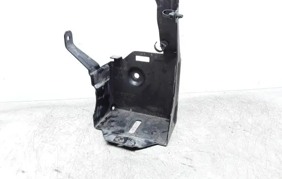 Volvo V40 Power steering pump mounting bracket 31290752