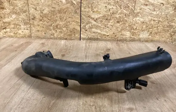 Intercooler hose/pipe