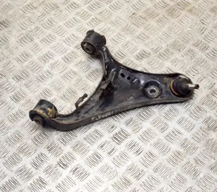 Land Rover Discovery 3 - LR3 Front lower control arm/wishbone