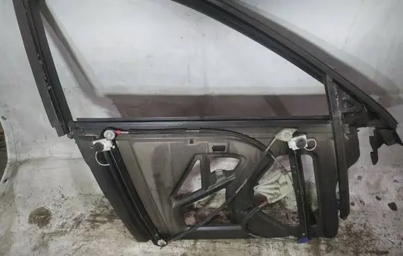 Audi A3 S3 8L Sliding door window regulator with motor 