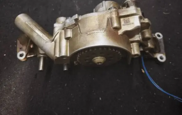 Jeep Grand Cherokee Oil pump 1481393510