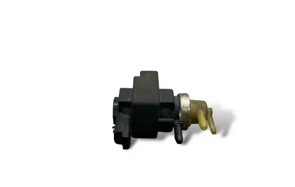 Peugeot 207 CC Turbo solenoid valve V756546880 70177703