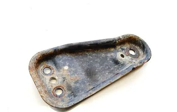 Skoda Fabia Mk2 (5J) Engine mounting bracket 