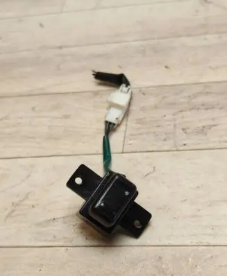 Mitsubishi Grandis Sunroof switch