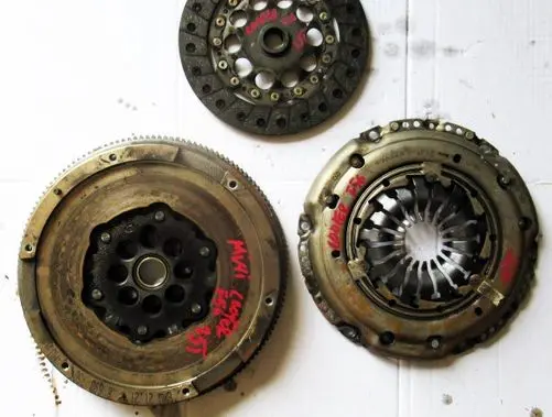 Mini One - Cooper F56 F55 Clutch set kit 8698750