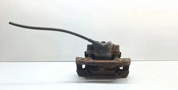 BMW X3 E83 Front brake caliper