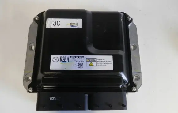 Mazda 6 Engine control unit/module R2BH18881A
