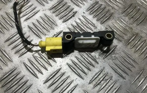 Audi A3 S3 8P Airbag deployment crash/impact sensor 4b0959643e 201070021004