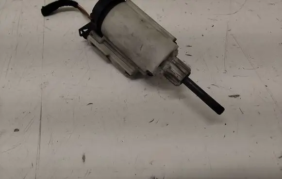 Audi A4 S4 B7 8E 8H Brake pedal sensor switch 8E0927189B