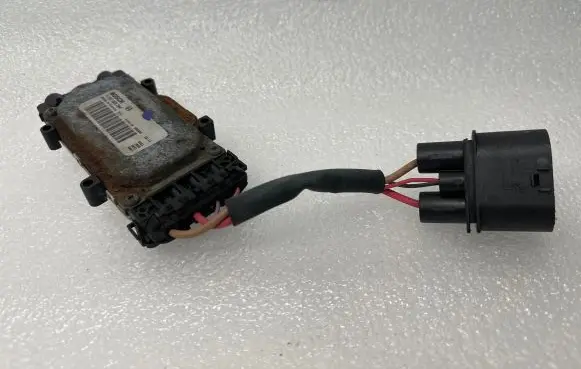 Audi A6 S6 C6 4F Fan control module 1137328364