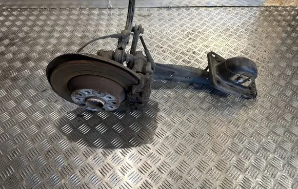Volkswagen Tiguan Rear wheel hub spindle/knuckle