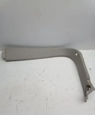 Opel Astra J Tailgate trim 13261740