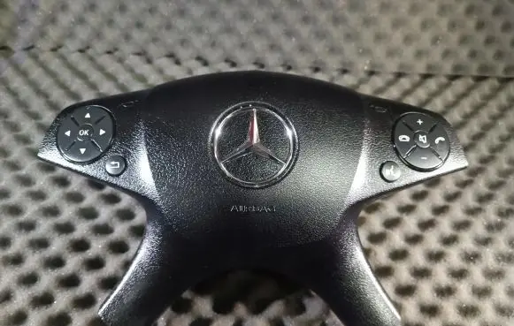 Mercedes-Benz C W204 Side airbag A2048600202