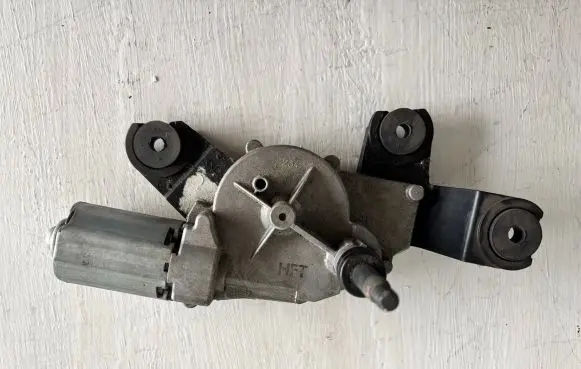 KIA Ceed Rear window wiper motor F00S282227 98700A2500