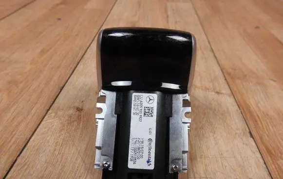 Mercedes-Benz C W205 Head unit multimedia control A2059009927