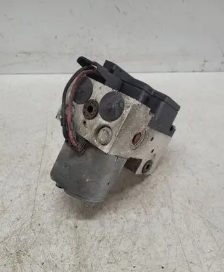 Audi A4 S4 B5 8D ABS Pump 8E0014111T