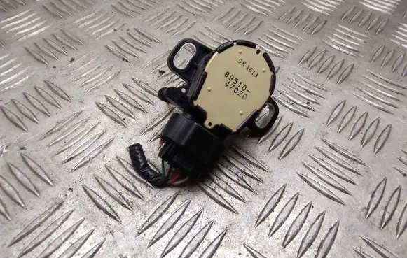 Toyota Prius (XW30) Accelerator pedal position sensor 8951047020