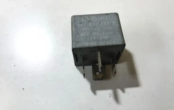 Audi A6 S6 C5 4B Other relay 141951253b 4ra003510-29