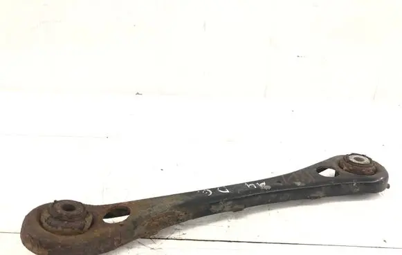Rear control arm